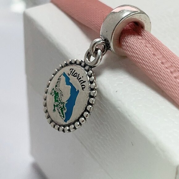 Pandora Florida Map Crocodile Exclusive Charm - Picture 1 of 4